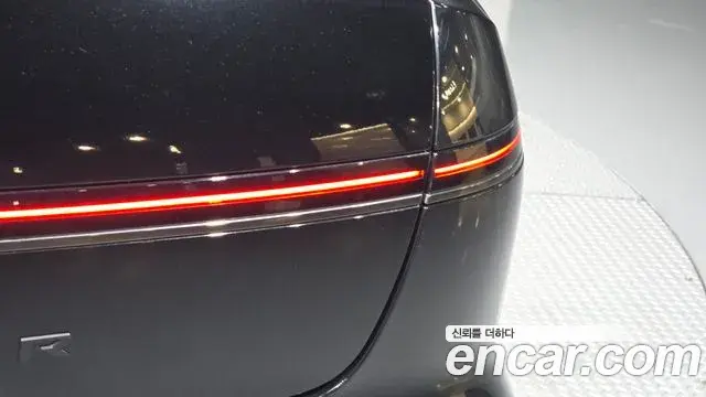 Hyundai Grandeur Hybrid 2023 — ფოტო 26/37