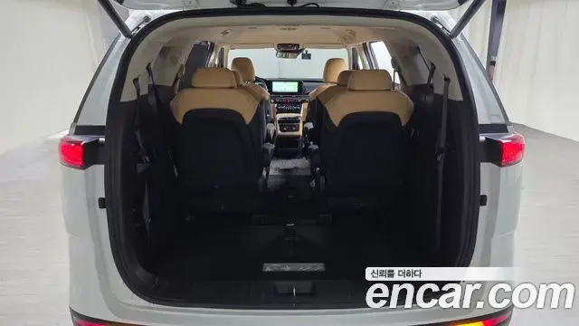 Kia Carnival 2022 — Фото 20/20