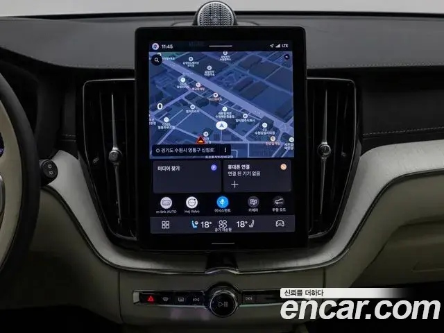 Volvo XC60 2026 — ფოტო 17/19