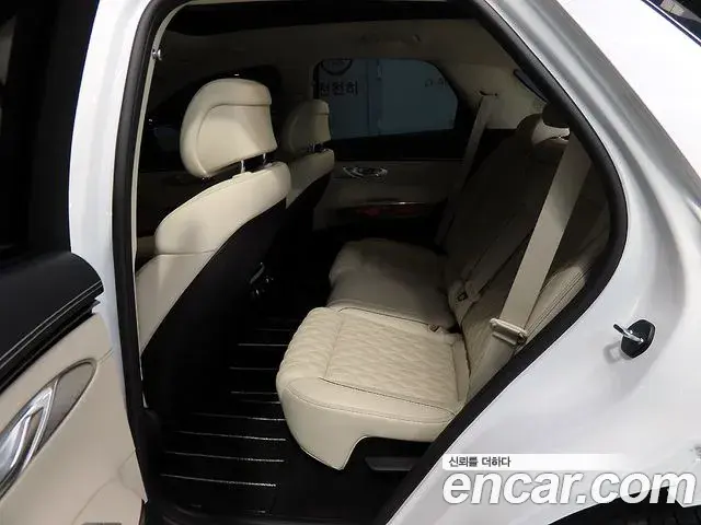Genesis GV70 2024 — Şəkil 13/20
