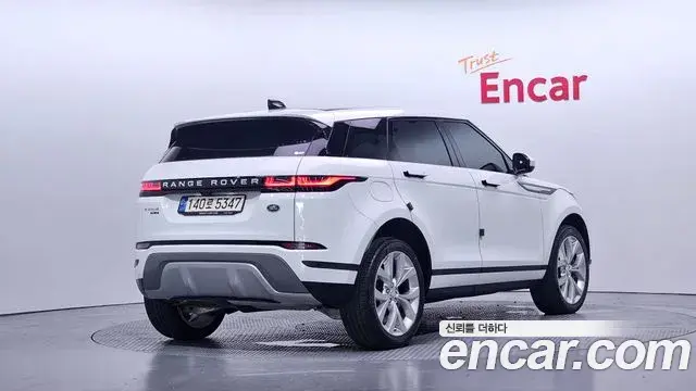 Land Rover Range Rover Evoque 2020 — Фото 2/20