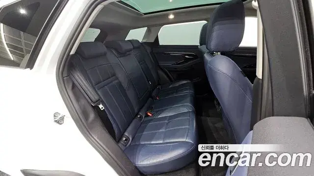 Land Rover Range Rover Evoque 2020 — Фото 11/20