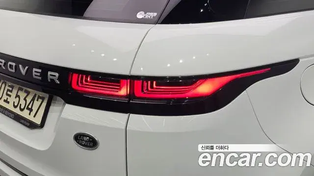 Land Rover Range Rover Evoque 2020 — Photo 11/33