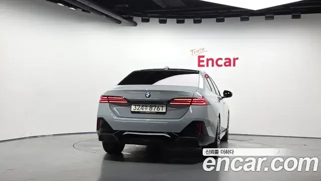 BMW 5 Series 2025 — Şəkil 15/20