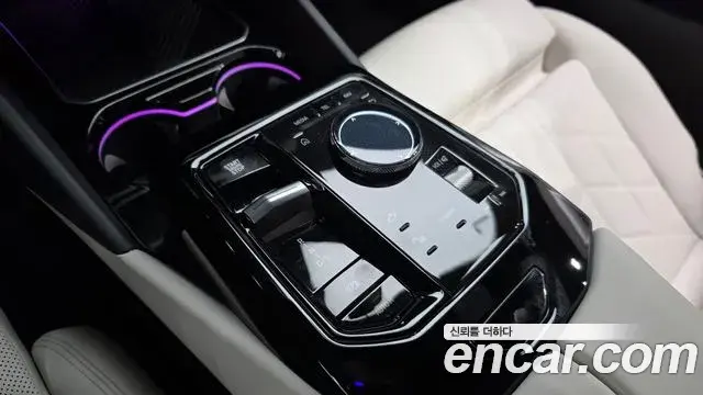 BMW 5 Series 2025 — Şəkil 11/20
