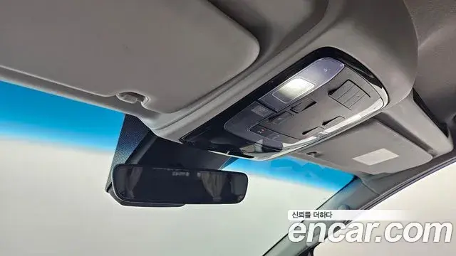 Hyundai Staria 2021 — Фото 15/20