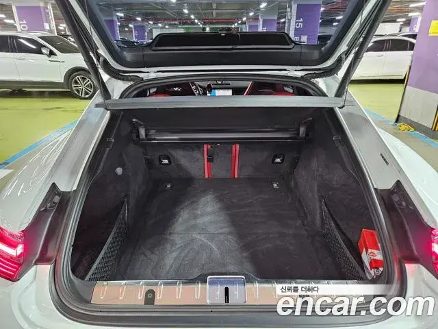 Porsche Panamera 2020 — ფოტო 5/20