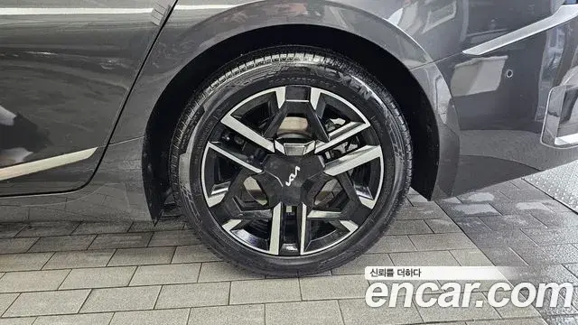 Kia K8 2025 — ფოტო 23/34