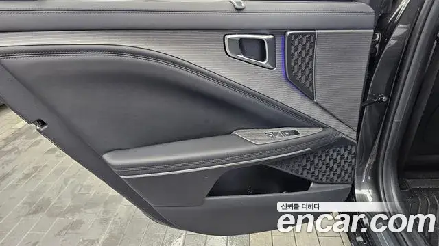 Kia K8 2025 — ფოტო 30/34