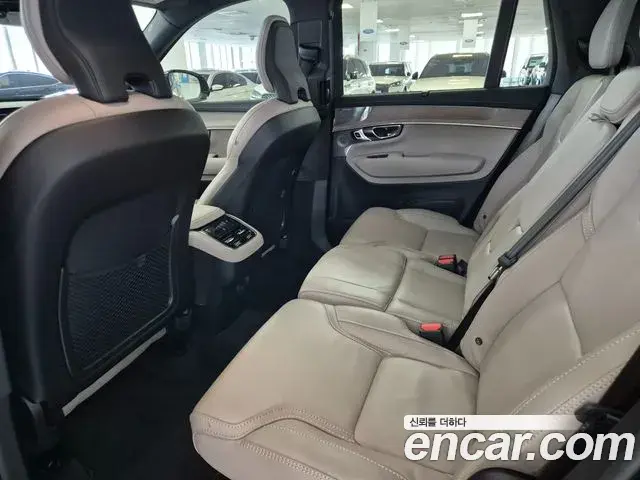 Volvo XC90 2025 — Photo 5/18