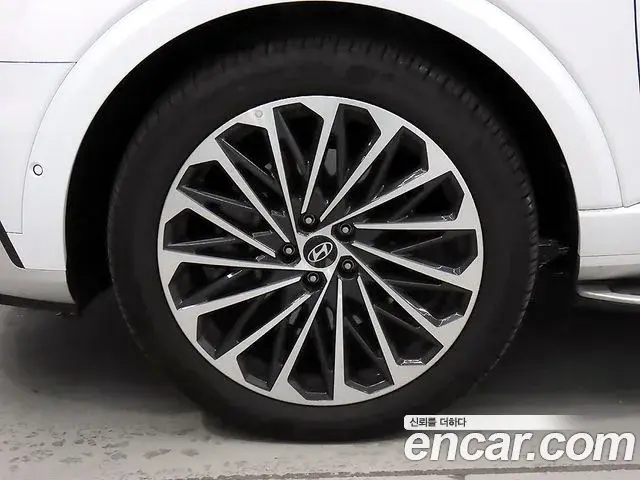 Hyundai Palisade 2025 — Photo 1/20