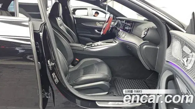 Mercedes-Benz AMG GT 2022 — Фото 11/20