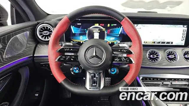 Mercedes-Benz AMG GT 2022 — Фото 13/20