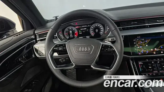 Audi A8 2021 — Фото 13/20