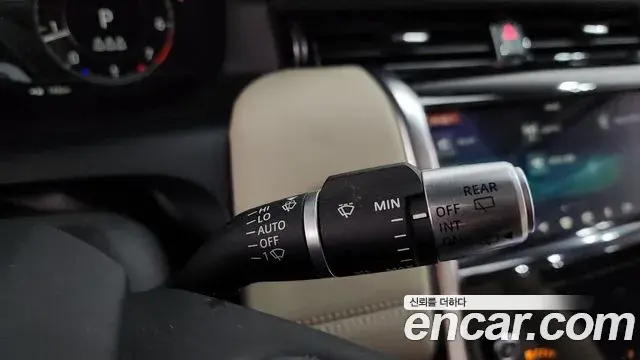 Land Rover Discovery Sport 2020 — Photo 10/36
