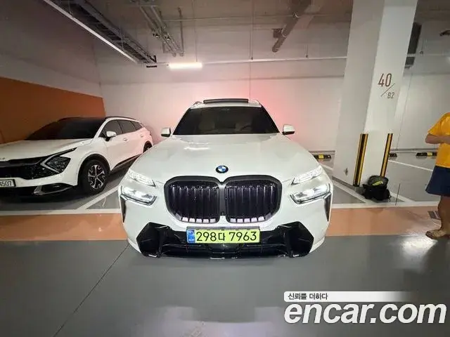 BMW X7 2025 — ფოტო 9/11