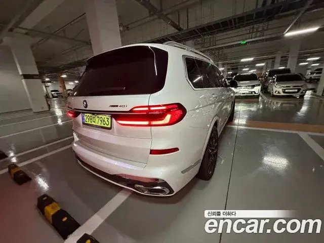 BMW X7 2025 — ფოტო 11/11