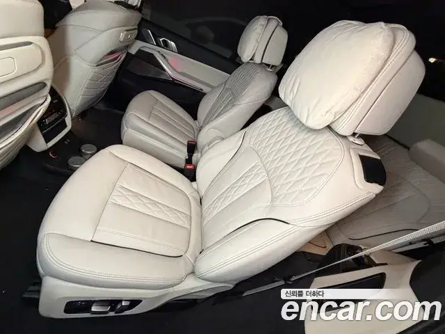 BMW X7 2025 — ფოტო 4/11
