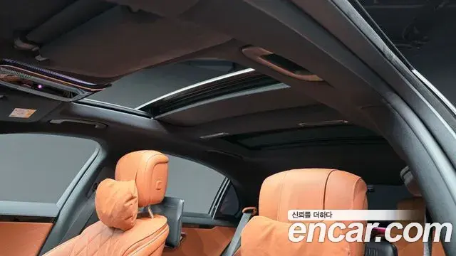 Mercedes-Benz S-Class 2023 — Photo 29/34