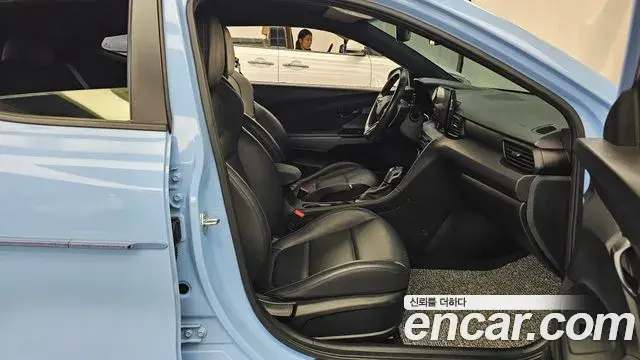 Hyundai Veloster 2020 — ფოტო 6/30