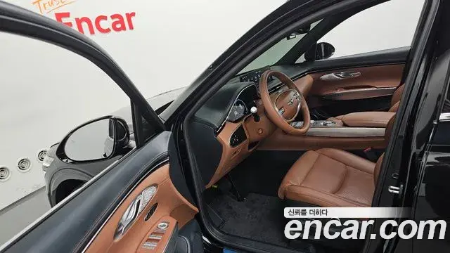 Genesis GV70 2023 — Şəkil 25/37
