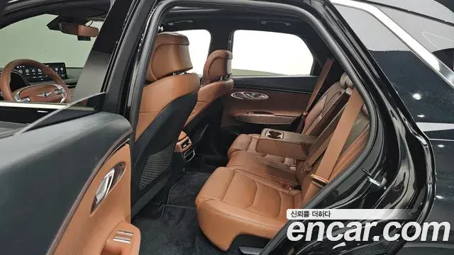 Genesis GV70 2023 — Şəkil 27/37