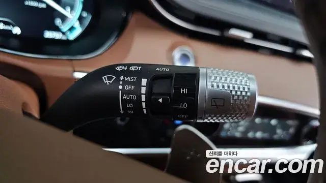 Genesis GV70 2023 — Şəkil 14/37