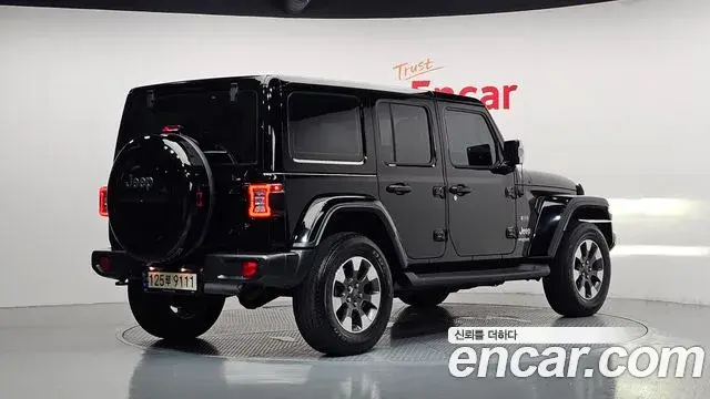 Jeep Wrangler 2021 — ფოტო 12/20