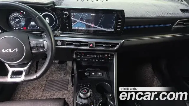 Kia K5 2023 — Photo 16/34