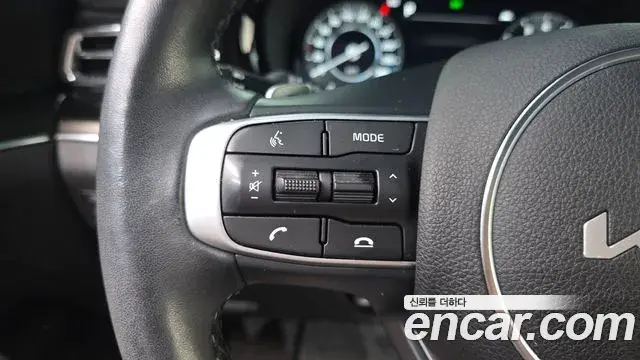 Kia K5 2023 — Photo 29/34
