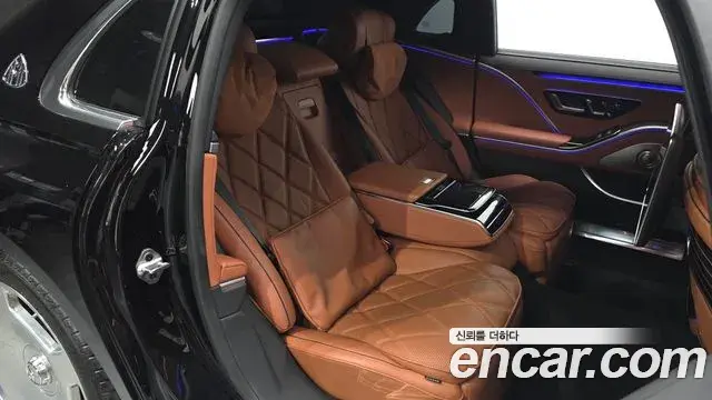 Mercedes-Benz S-Class 2023 — ფოტო 19/37