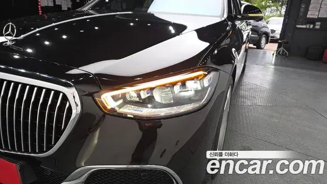 Mercedes-Benz S-Class 2023 — ფოტო 25/37