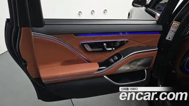 Mercedes-Benz S-Class 2023 — ფოტო 26/37