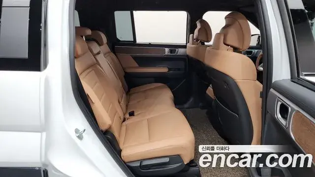Hyundai Santa Fe 2024 — Şəkil 19/32