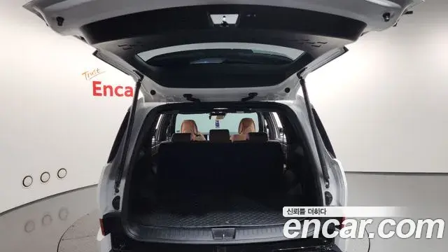 Hyundai Santa Fe 2024 — Şəkil 32/32