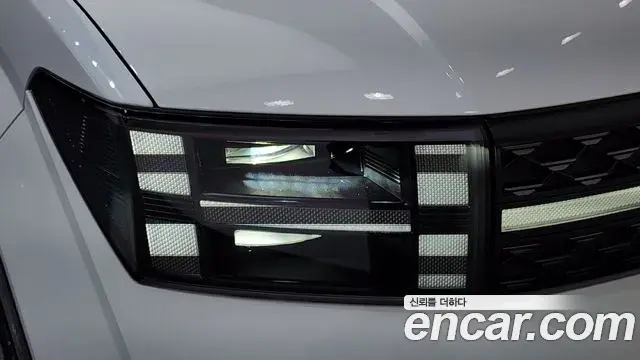 Hyundai Santa Fe 2024 — Şəkil 26/32