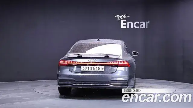 Audi A7 2020 — Photo 20/33