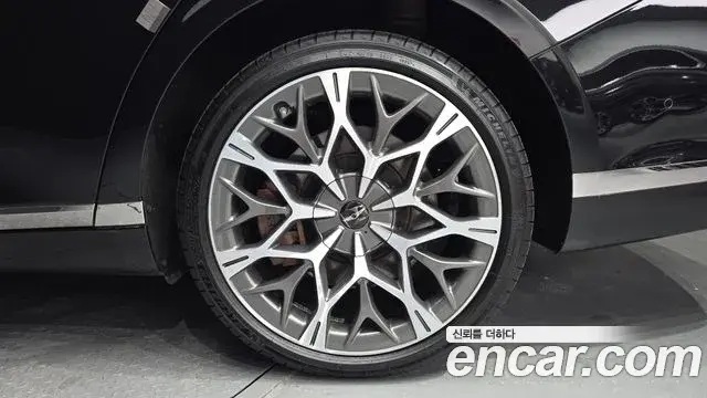 Genesis G90 2023 — Şəkil 20/39