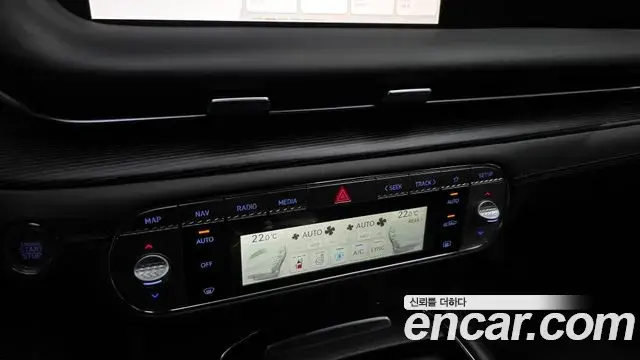 Genesis G90 2023 — Şəkil 36/39