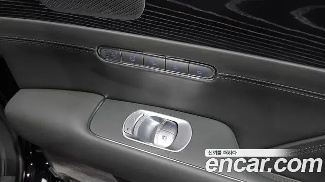 Genesis G90 2023 — Şəkil 23/39