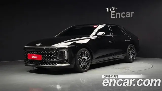 Hyundai Grandeur 2023 — Фото 1/20