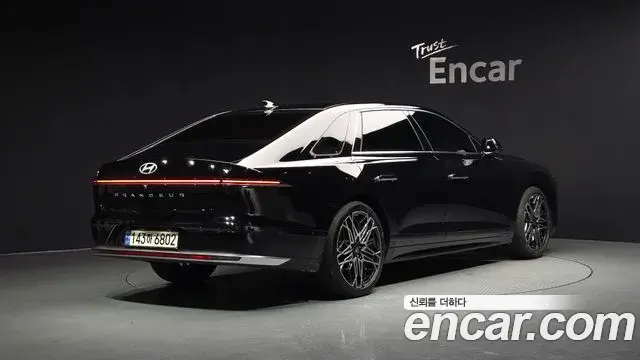 Hyundai Grandeur 2023 — Фото 2/20