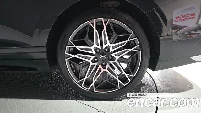 Hyundai Grandeur Hybrid 2023 — Şəkil 9/40