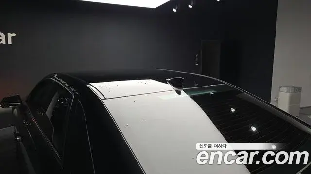 Hyundai Grandeur Hybrid 2023 — Şəkil 2/40