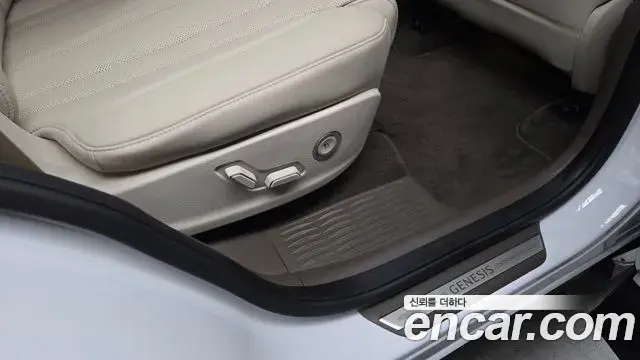 Genesis GV80 2023 — ფოტო 31/33