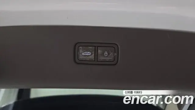 Genesis GV80 2023 — ფოტო 18/33