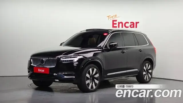 Volvo XC90 2024 — Photo 9/36