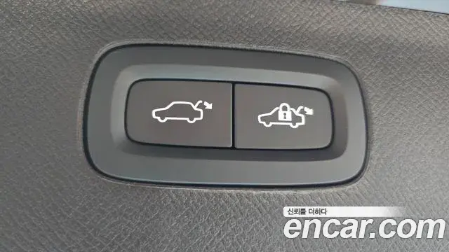 Volvo XC90 2024 — Photo 35/36