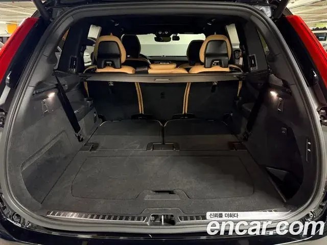 Volvo XC90 2024 — Photo 15/36