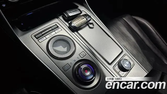 Genesis GV80 2020 — Photo 13/19